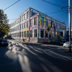 2* Hotel Fabrika Hostel & Suites